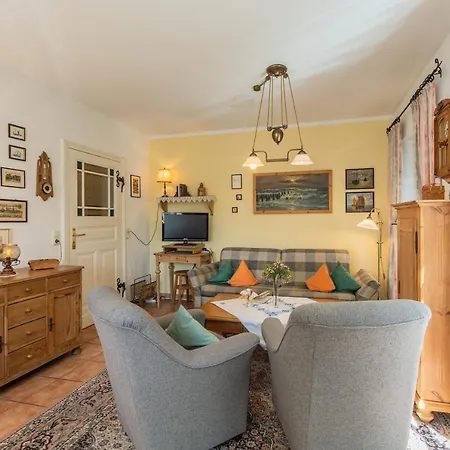 Appartement Am Bernsteinweg Prerow